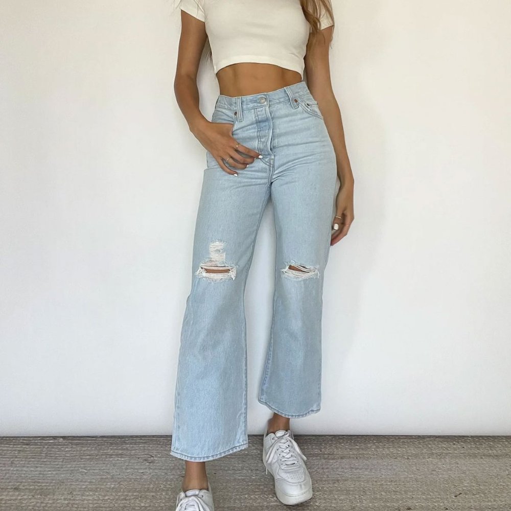 LEVI'S Ribcage Straight Ankle in  Ojai Up - Light Wash Size 27x27